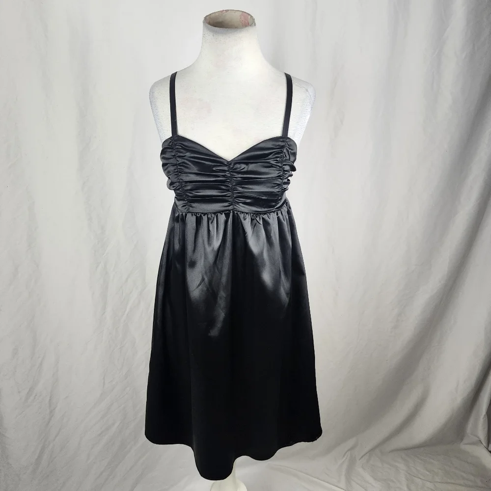 Guess Jeans Satin Mini Dress - Picture 1 of 4